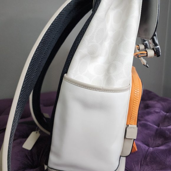 COACH  Backpack In Colorblock Signature Canvas With Coach main image 4